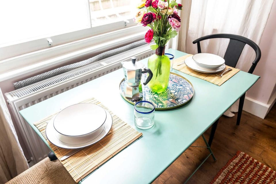 The Artist's Studio in Notting Hill Apartment in London