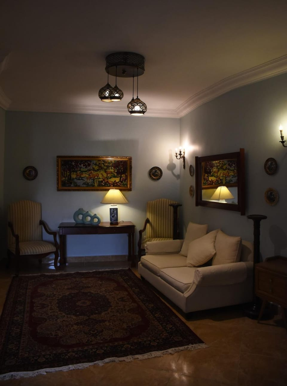 Living room, Seating area