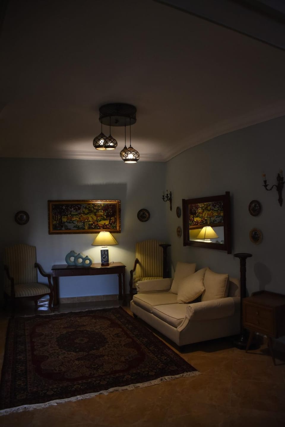Living room, Seating area