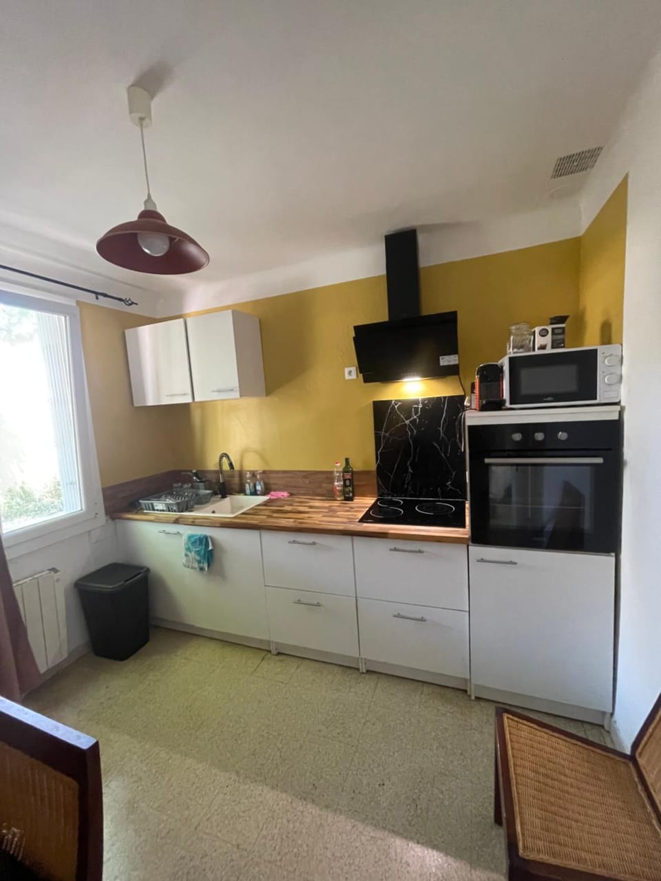 PeaceRoom Vacation rental in L'Isle-sur-la-Sorgue