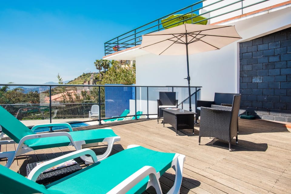 Balcony/Terrace, Swimming pool, Swimming pool