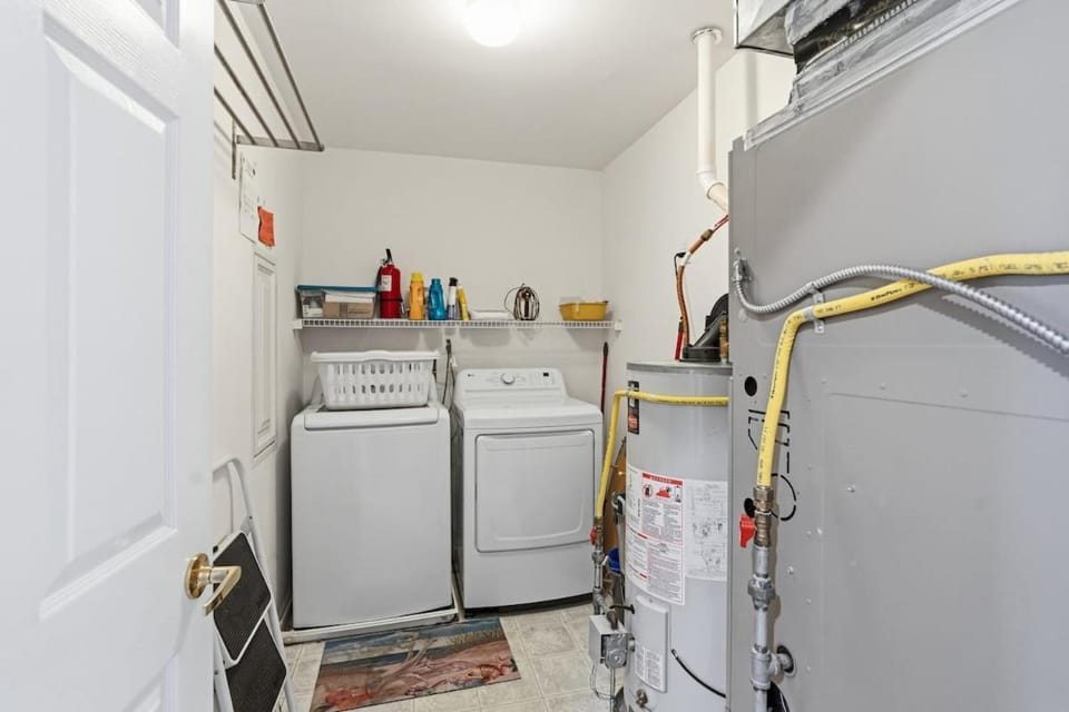 Spacious 3BR Condo Near Wildwood Boardwalk & Beaches Apartment in Wildwood