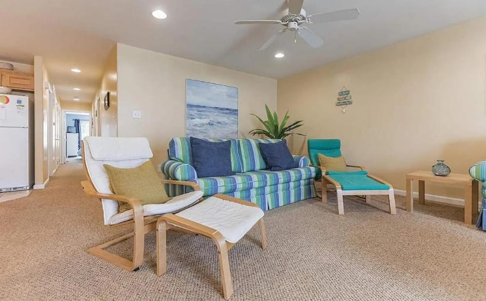 Spacious 3BR Condo Near Wildwood Boardwalk & Beaches Apartment in Wildwood