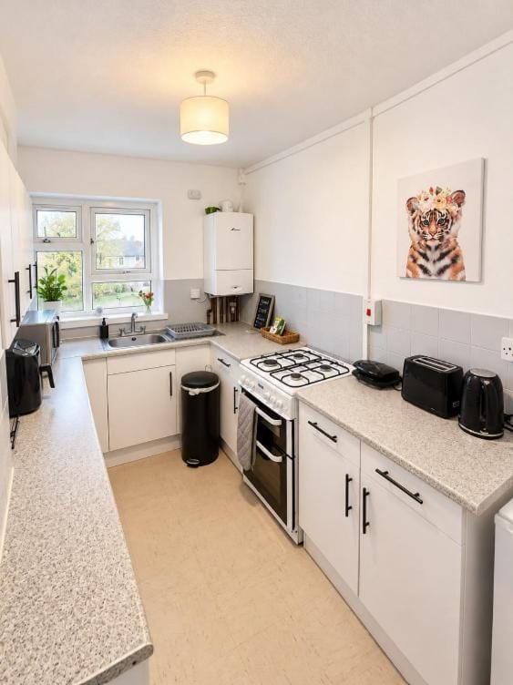 Modern 1 Bed Apartment Near Warwick Uni Free Parking Fast WIFI Apartment in Coventry
