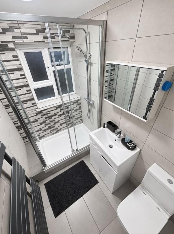 Modern 1 Bed Apartment Near Warwick Uni Free Parking Fast WIFI Apartment in Coventry