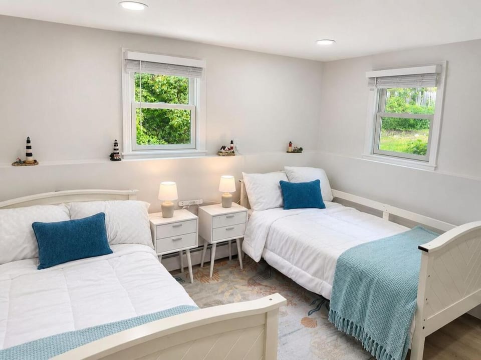 Hyannis Waterfront Cape retreat House in Hyannis