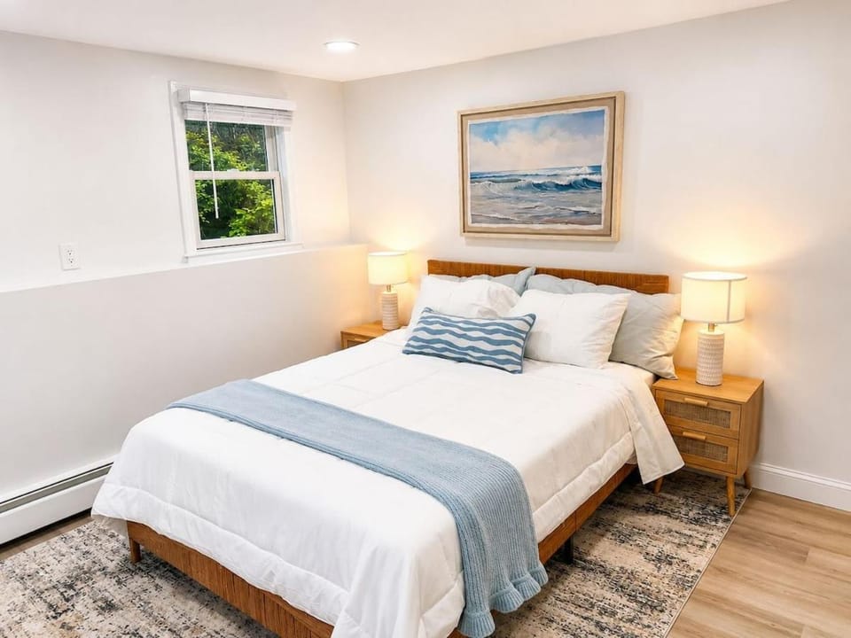 Hyannis Waterfront Cape retreat House in Hyannis