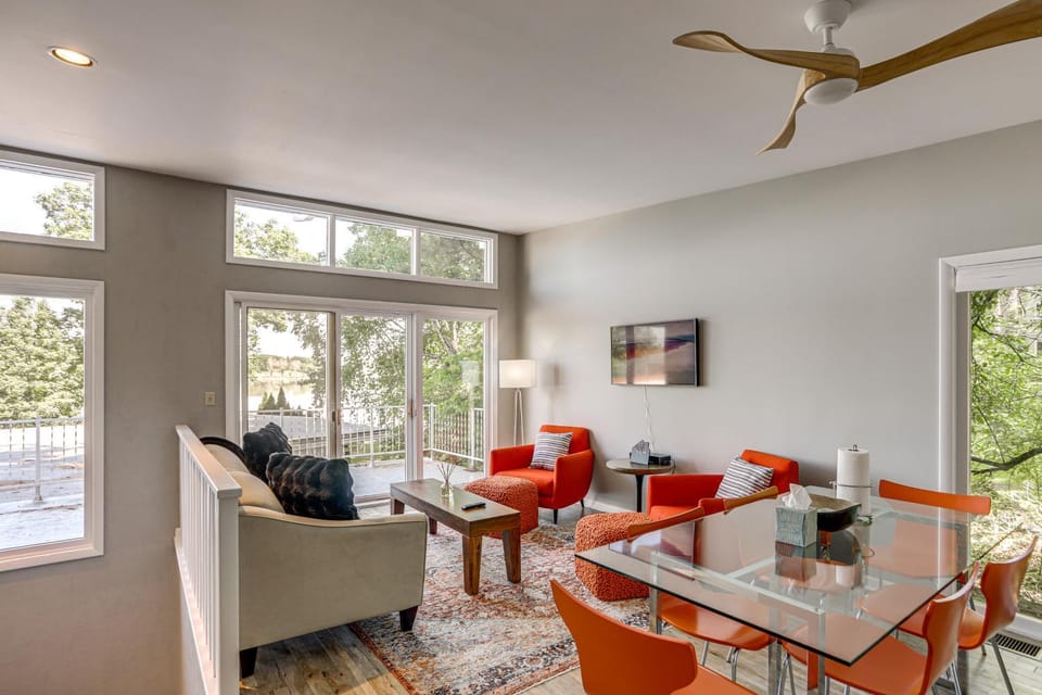 Maumee River Retreat! Apt w/ Fire Pit + Patio Apartment in Toledo