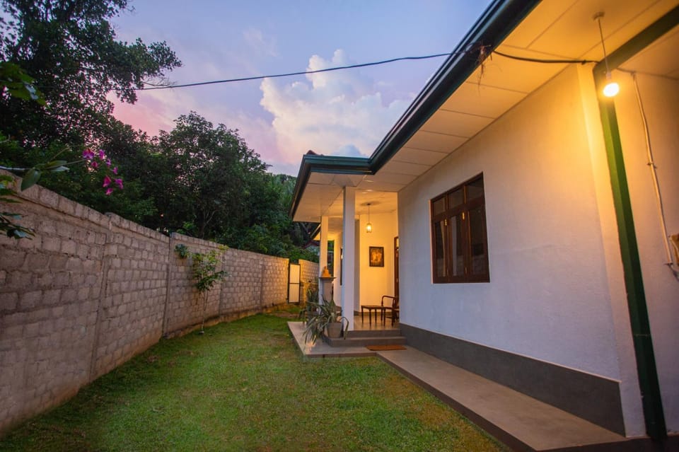 LiMe Lodge Vacation rental in Hikkaduwa