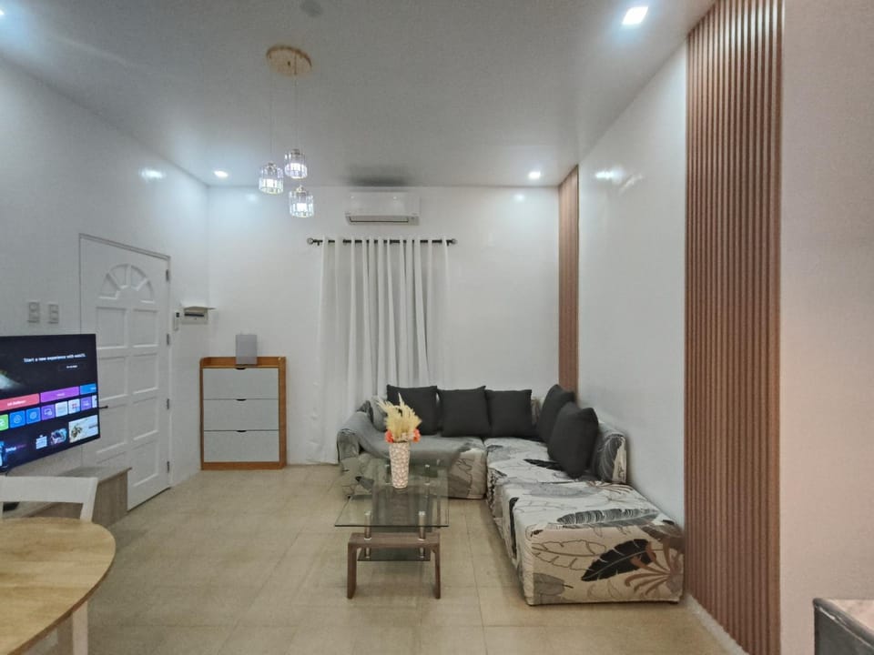 Mochabella Suites House in Central Visayas