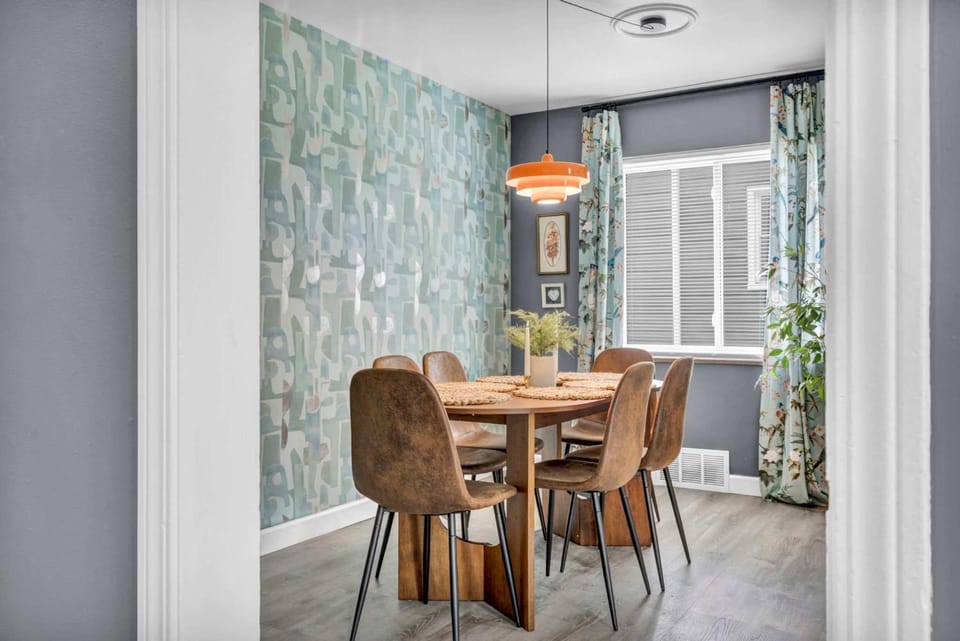 Pet-Friendly Home - Sleeps 6 - Walkable Lakewood House in Lakewood