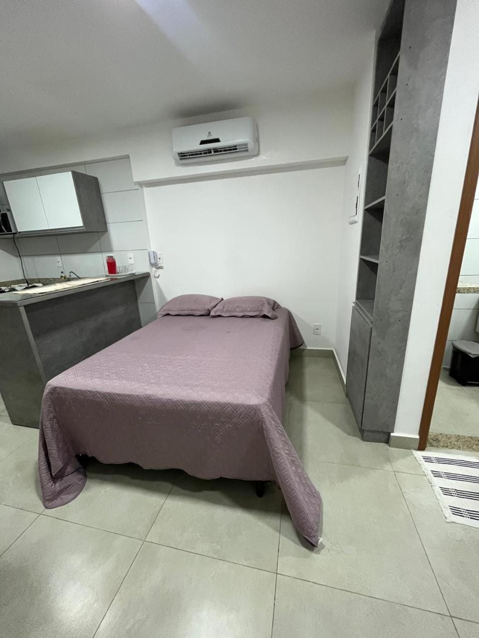 Bed, Photo of the whole room, Bedroom, locker, air conditioner