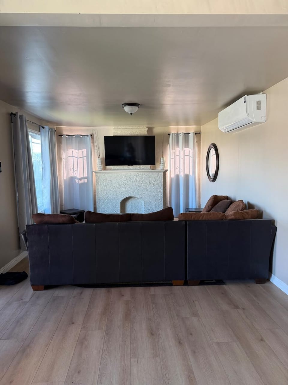 Newly remodeled charming home House in Inglewood