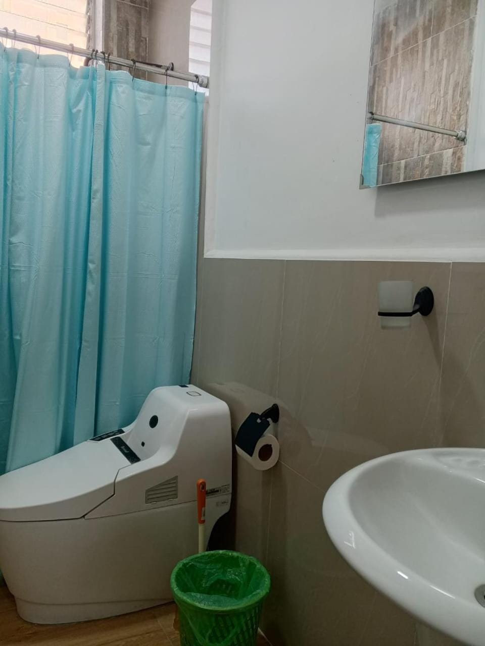 Bathroom, towels
