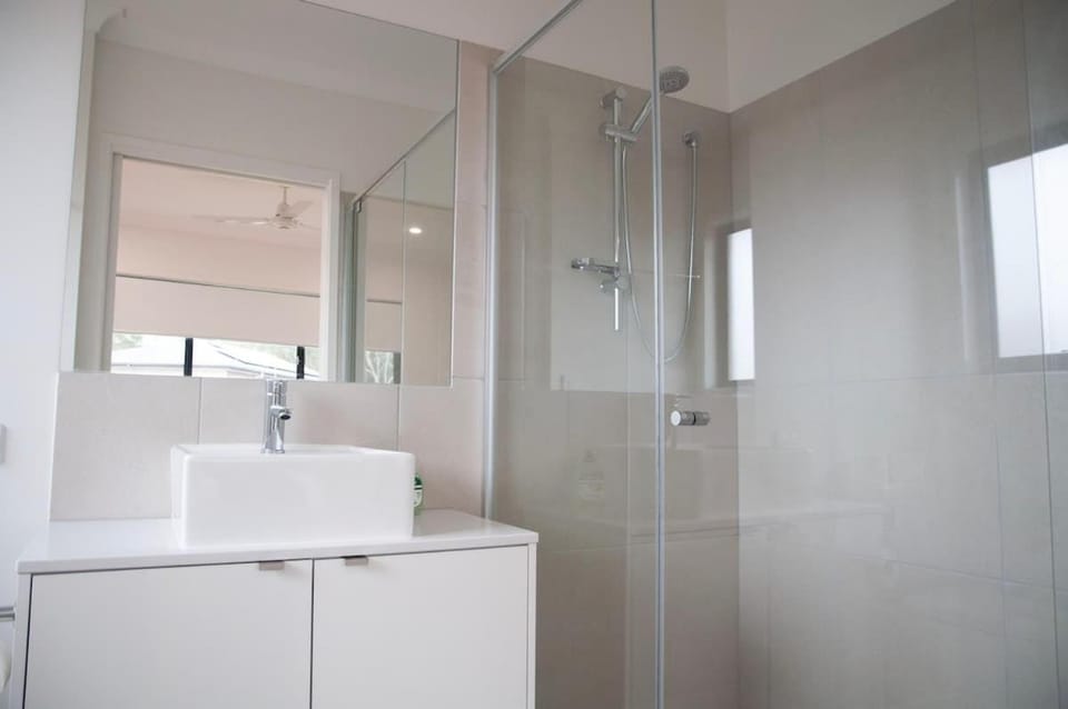 New 4 Bedroom house Close to Browns Plains House in Brisbane