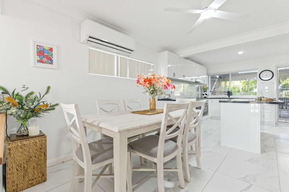 Saltwater Escape - Unit 1 Apartment in Bargara