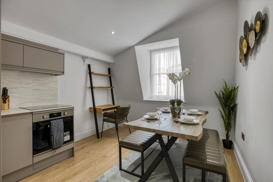 Heart of South Kensington Apartment in City of Westminster