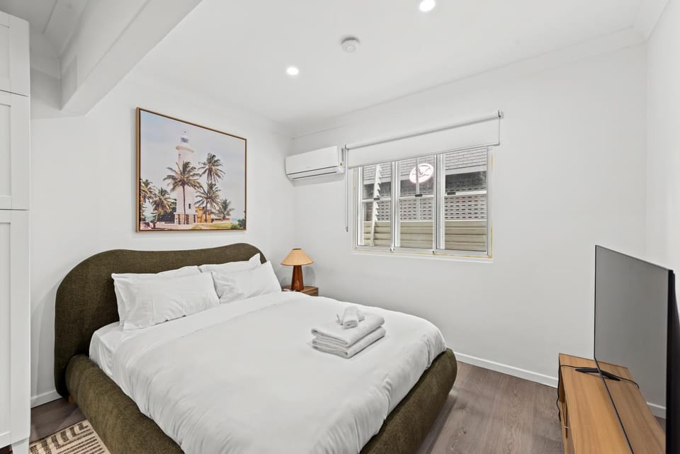 Stylish and Comfy Studio - Short walk to Hospital Apartment in Brisbane City