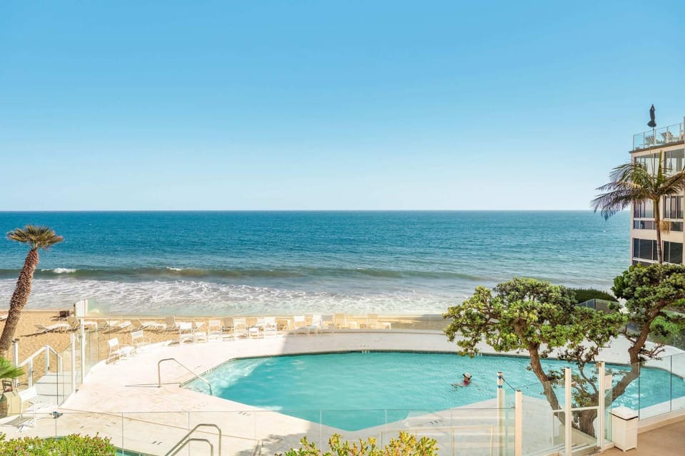 Aquavista by Stay Awhile Villas Apartment in Malibu