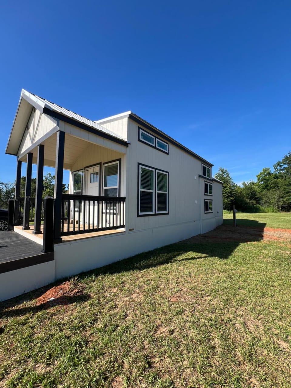 The Sunflower Villa - 15 Miles from the Beach! Villa in Foley