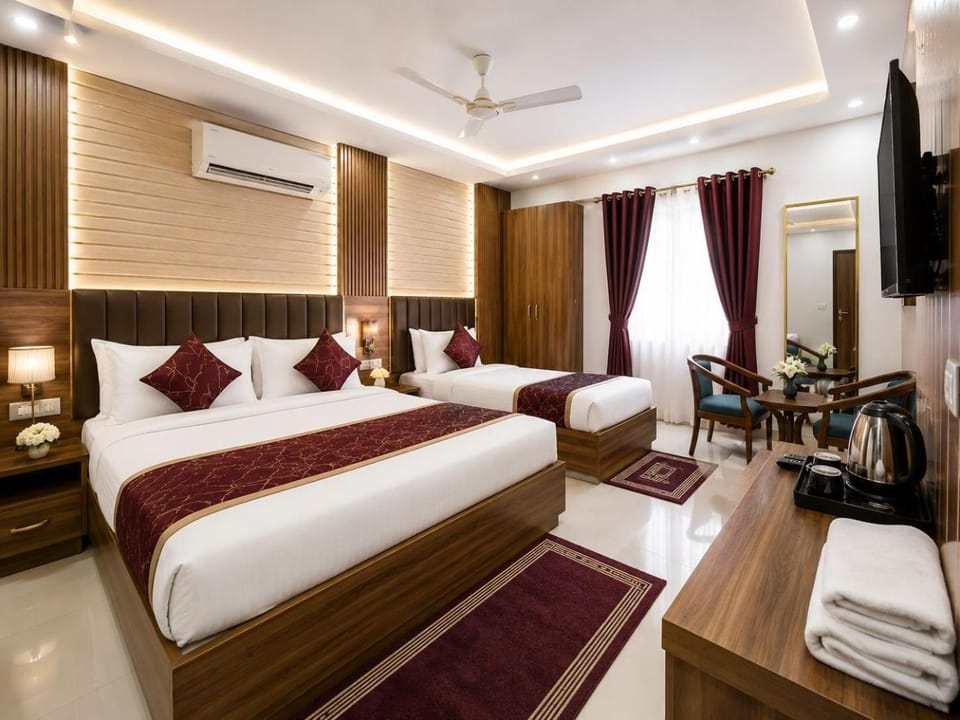 Property building, Communal lounge/ TV room, Bed, TV and multimedia, Living room, Photo of the whole room, Seating area, Evening entertainment, Bedroom, fireplace, towels, air conditioner