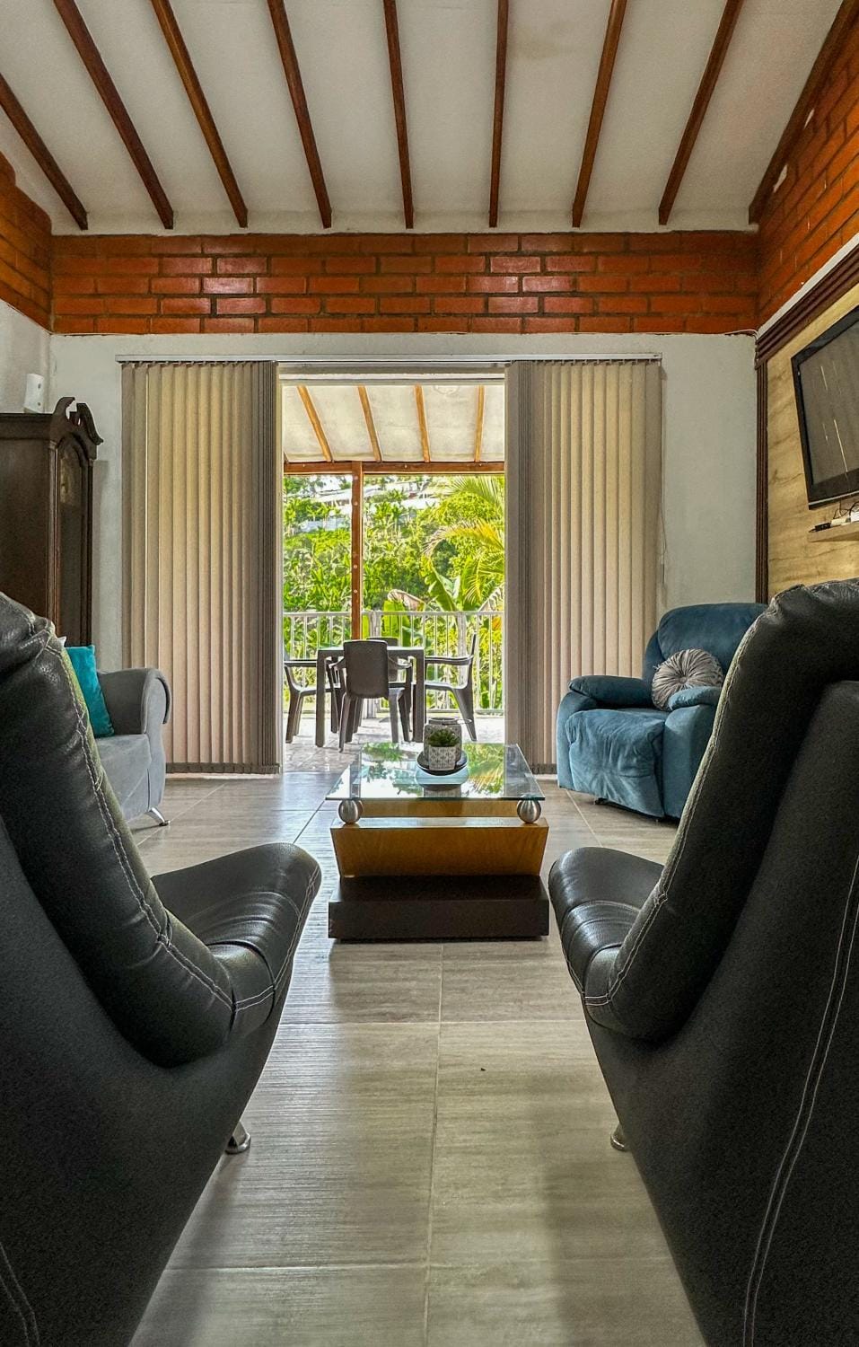 Luxury Stay in Colombia's Coffee Region Villa in Risaralda