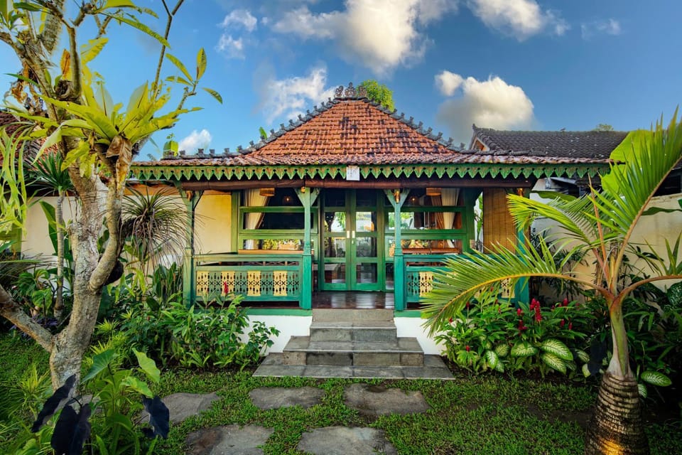 Property building, Garden view