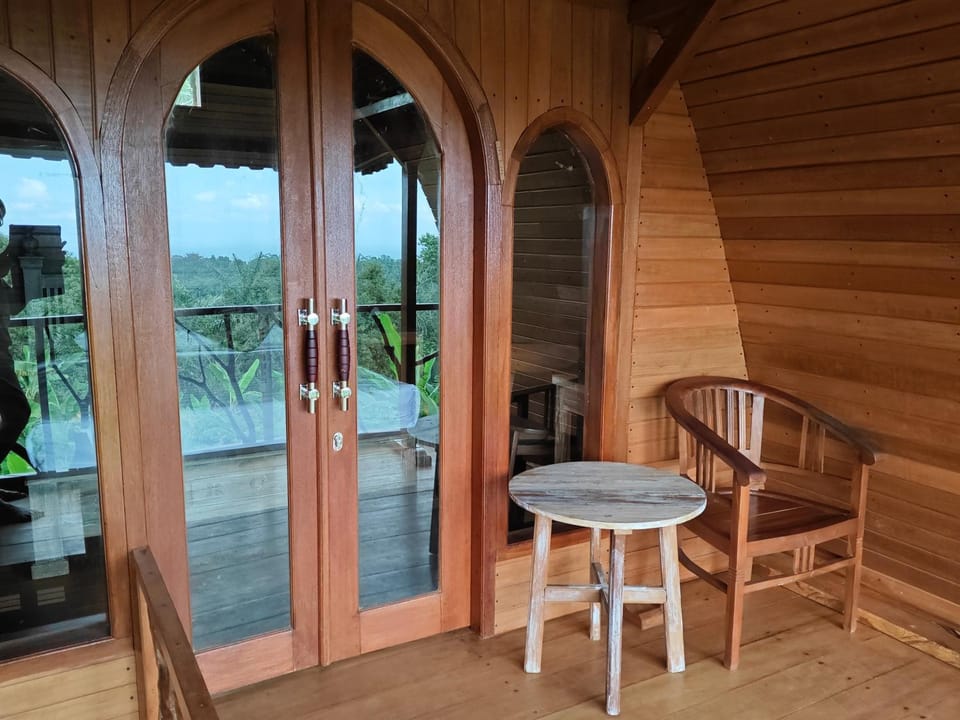 Bali jungle retreat Villa in East Selemadeg