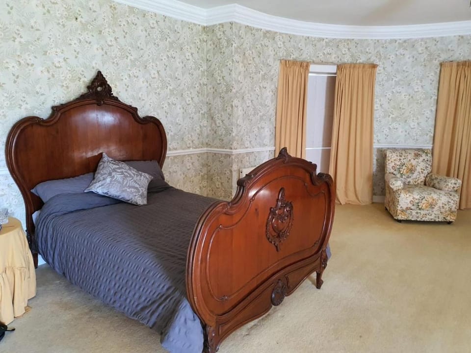 Assolas House - Castle Villa in County Cork