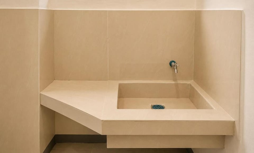Family or Barkada Transient Stay Near SM Lipa Apartment in Calabarzon