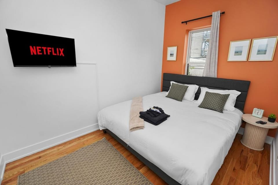 Stylish brand new 3BR Near West Loop and Fulton Market Apartment in Chicago