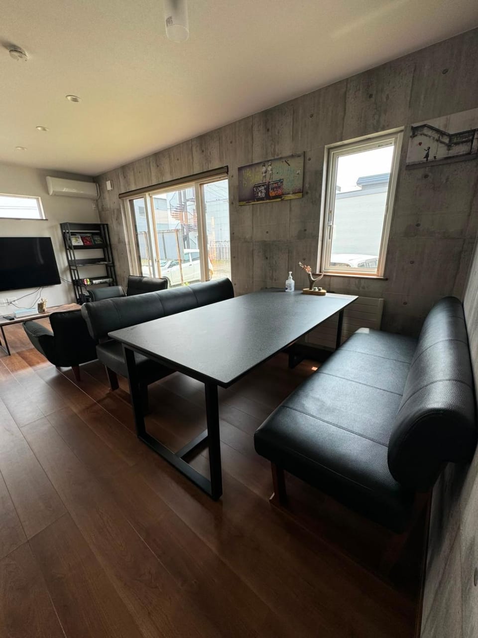 Communal lounge/ TV room