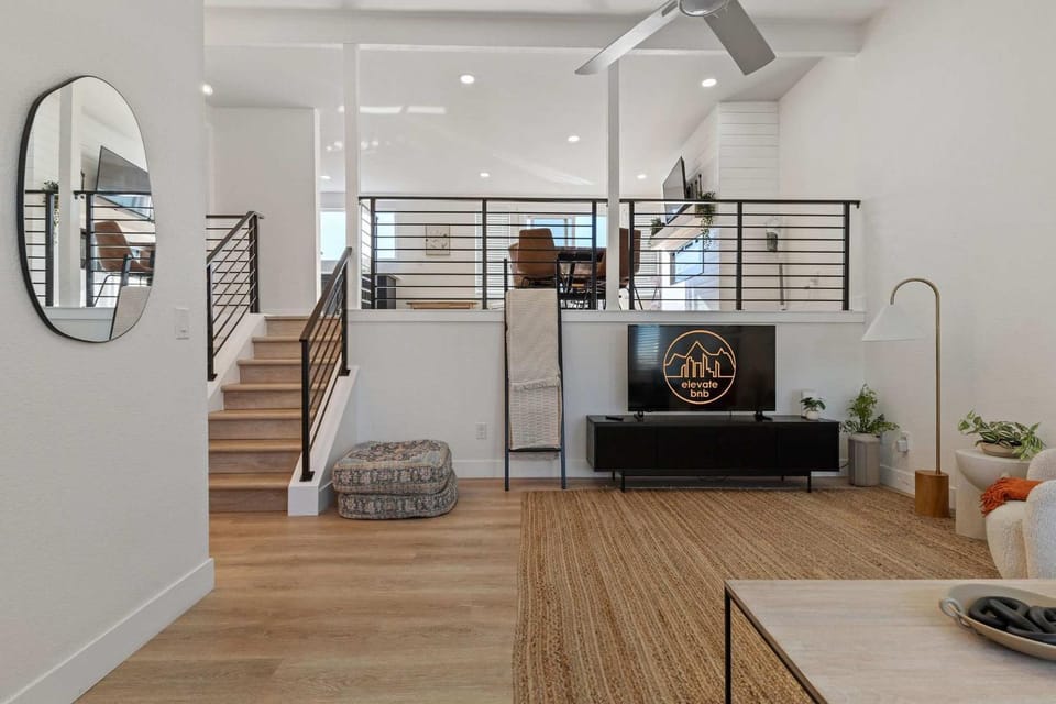 Spacious home with Game Room Hot Tub & Sauna House in Westminster