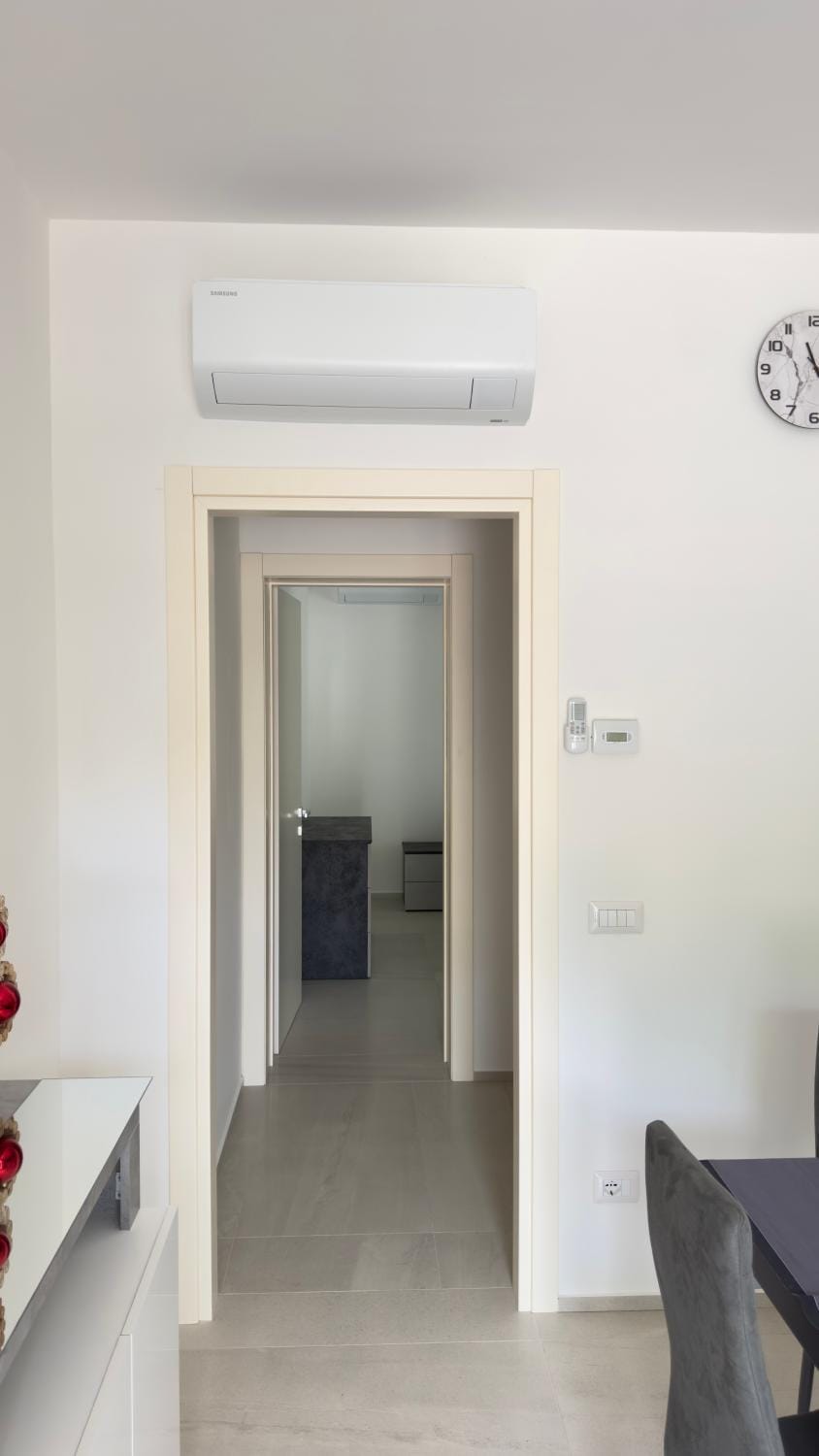 Living room, air conditioner