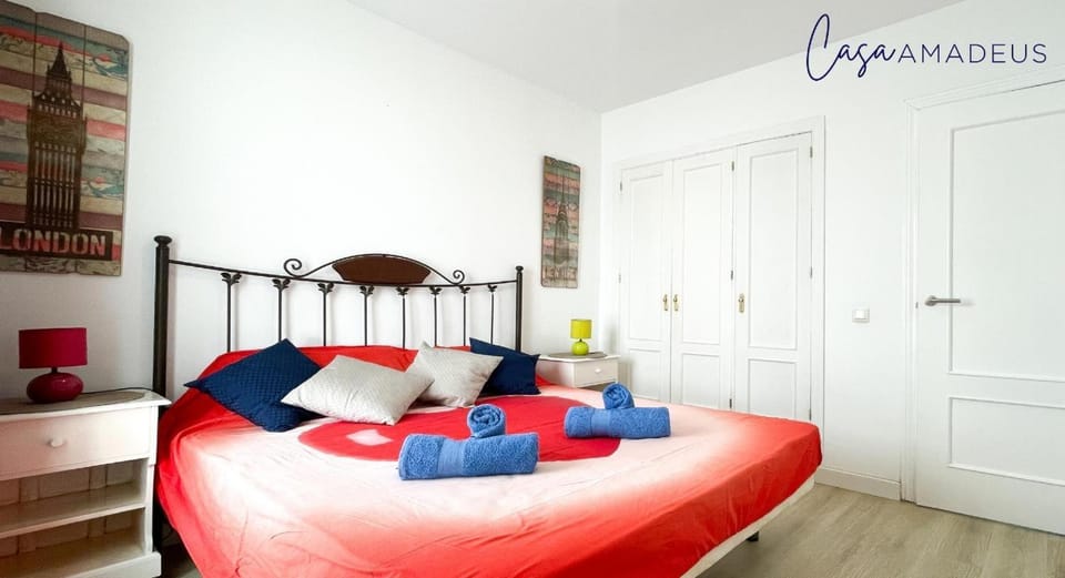 Living room, Bedroom