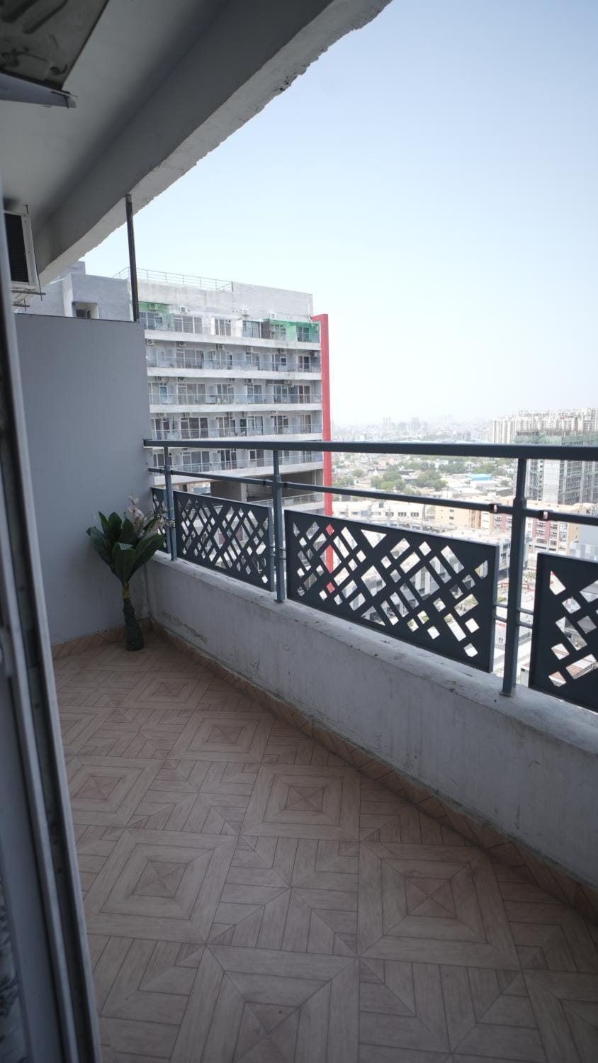 Arista Stays Apartment in Noida