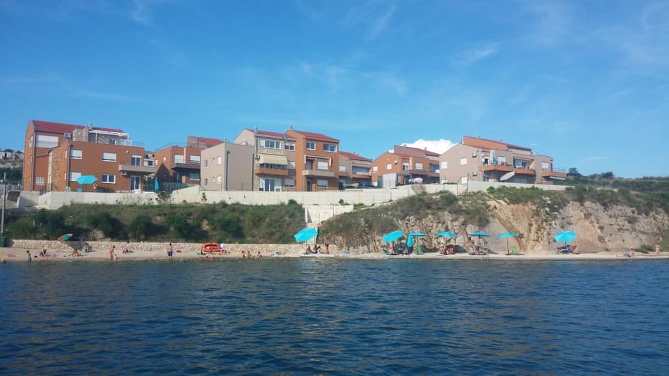 Day, Activities, Summer, View (from property/room), Beach, Beach, On site, Guests, Sea view, Sea view, young children, older children, group of guests