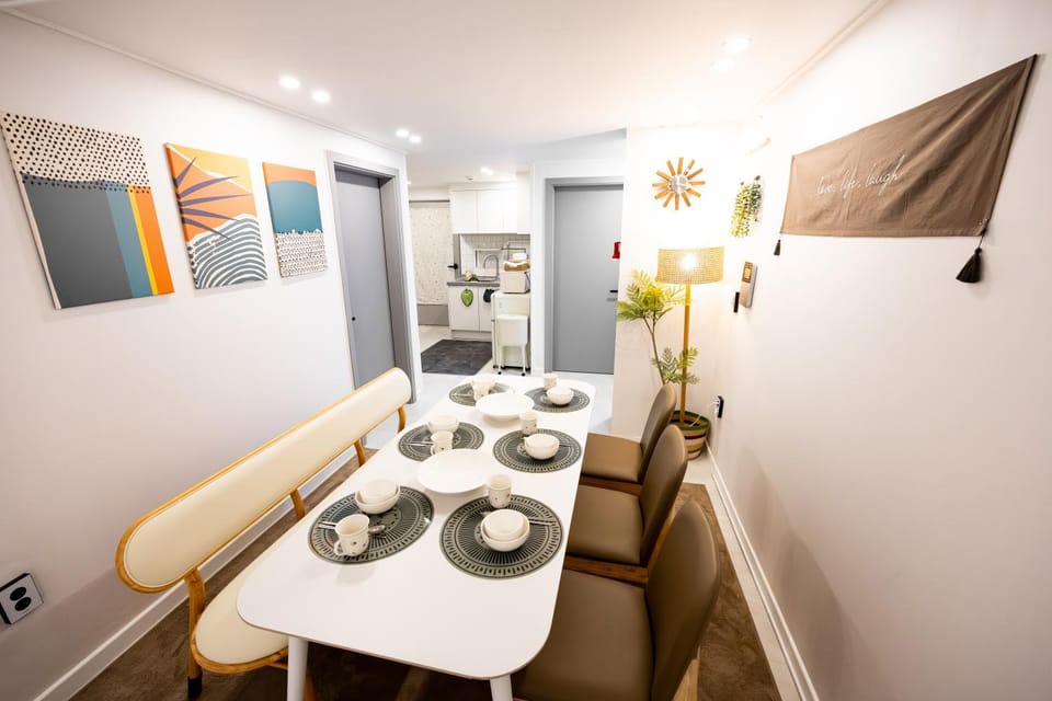 AnAn Stay - Amasa Station, Direct to Jamsil, KSPO Dome, Lotte World, Asan Medical Center, Han River Walk Apartment hotel in Seoul