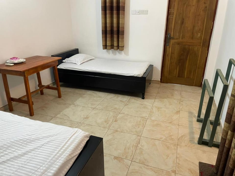 Huzaima Family Restaurant Hotel in Southern Province
