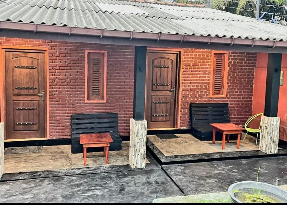 Huzaima Family Restaurant Hotel in Southern Province