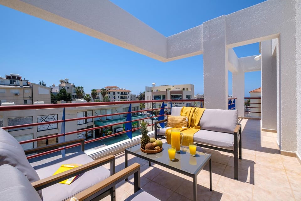 Sola Residence by Nomads Apartment in Paphos