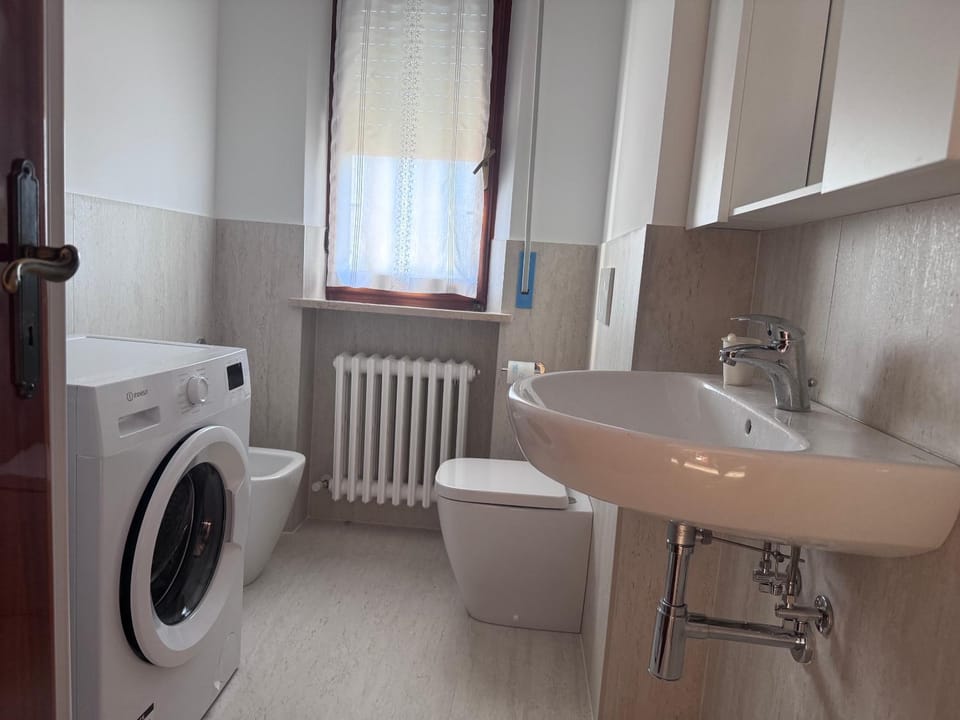 Con Vista sul campanile di Sirolo, cucina bagno ristrutturati, aria condizionata Apartment in Sirolo