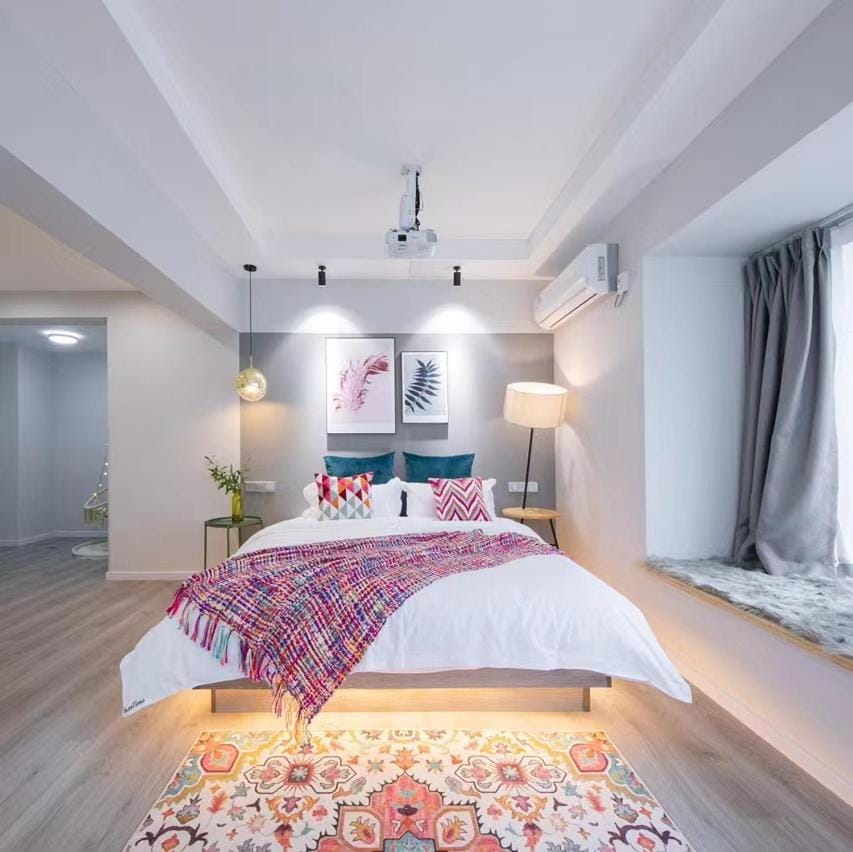 Bed, Photo of the whole room, Bedroom