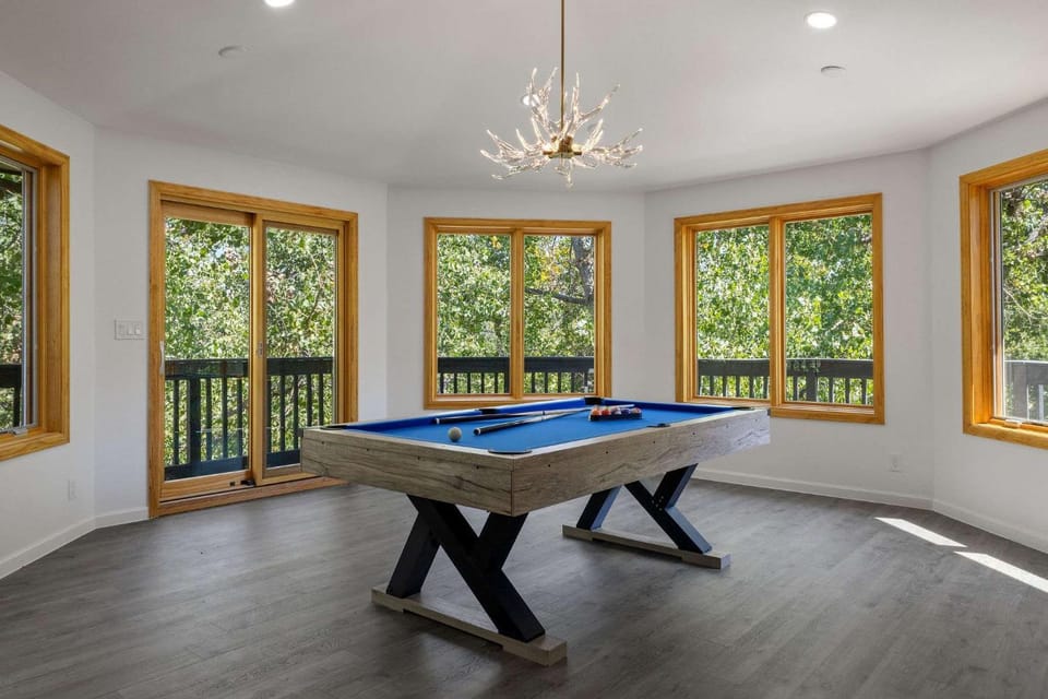 Ultimate Treehouse Mansion with Swim Spa Sleeps 31 House in Lakewood