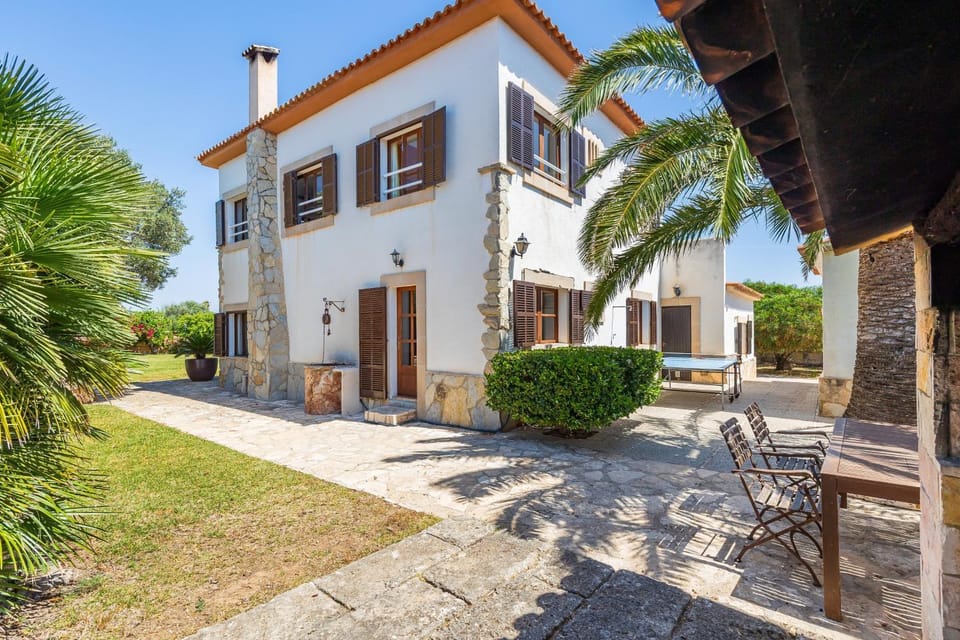 Can Jordi House in Migjorn