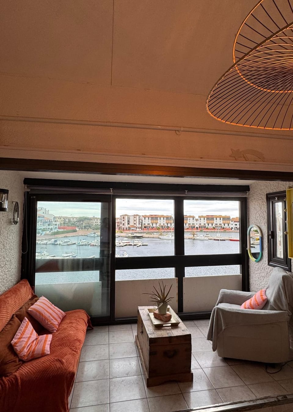 Appartement avec piscine vue port de la Coudalère Apartment in Le Barcarès