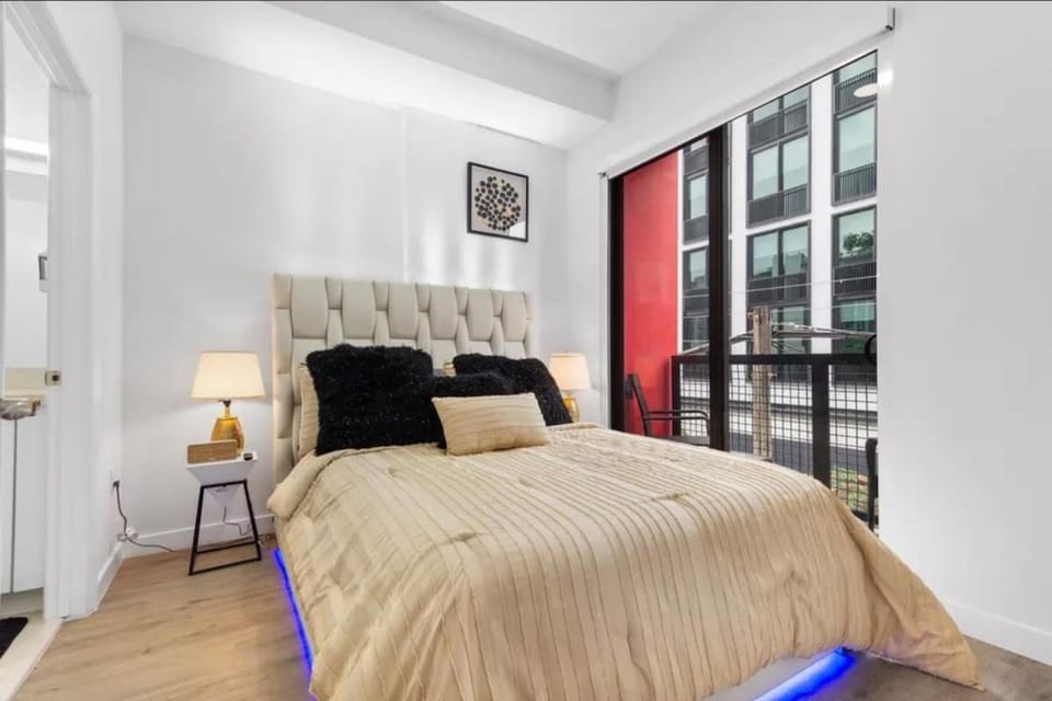 Heart of Wynwood - Rooftop Pool - Balcony - New 1B Apartment in Miami