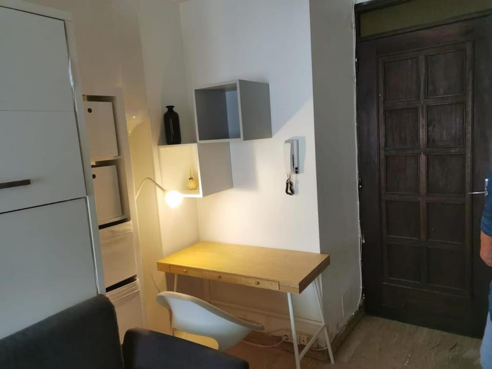studio coeur d'Avignon ideal Festival Apartment in Avignon