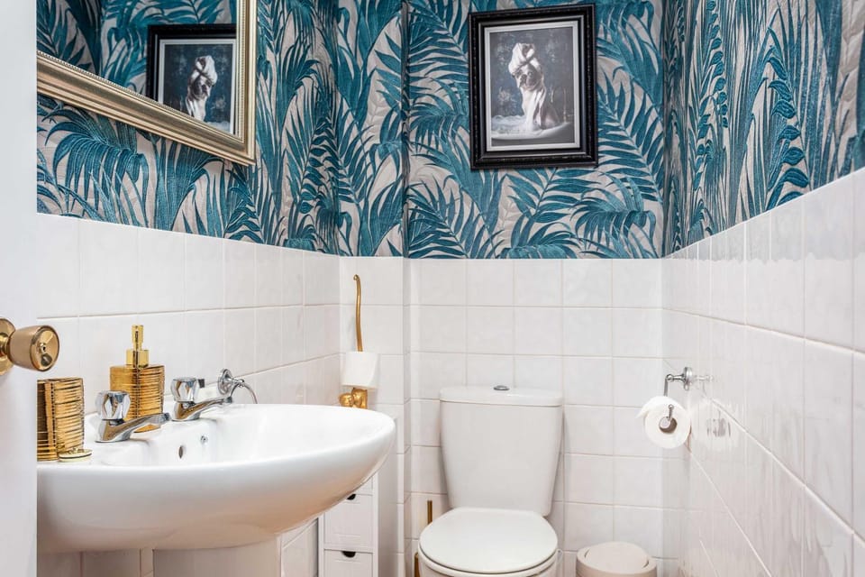 Toilet, Bathroom