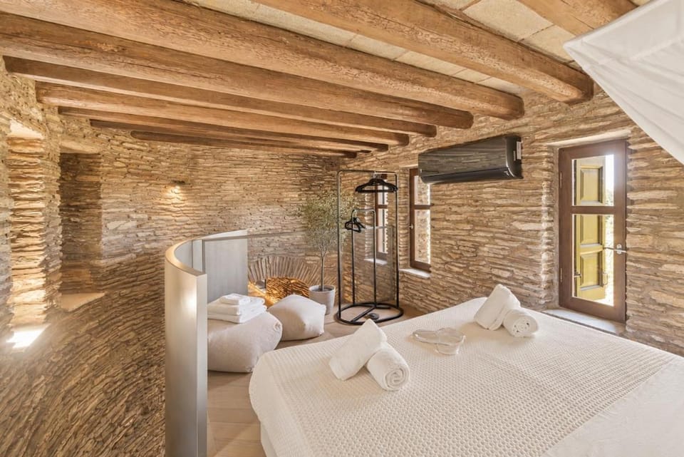 Touchstone Villa - Private Pool, Mountain Views & Luxury Architecture Villa in Decentralized Administration of the Aegean